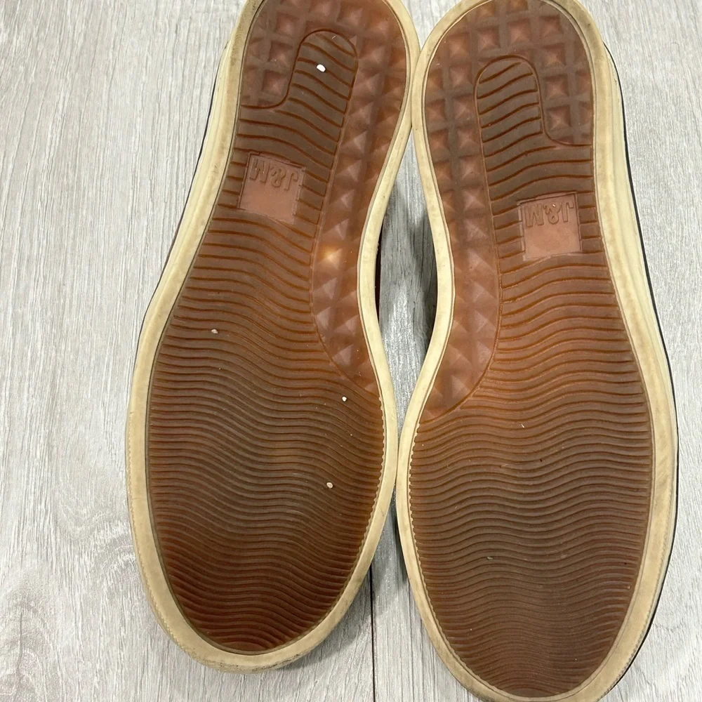 Johnston & Murphy Boys size 13
